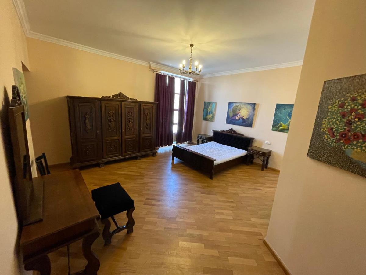 יירבאן X Hotel מראה חיצוני תמונה