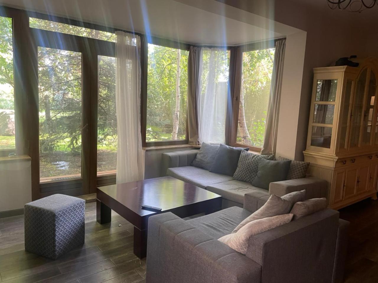 יירבאן X Hotel מראה חיצוני תמונה