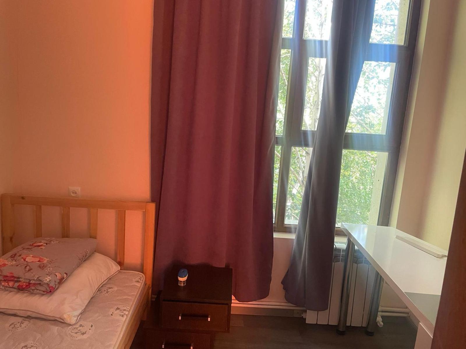 יירבאן X Hotel מראה חיצוני תמונה