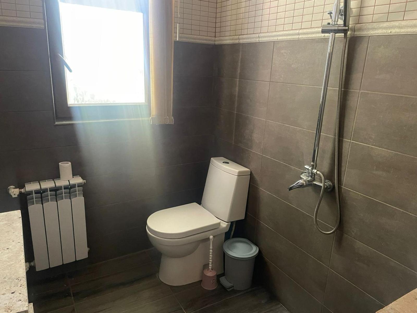 יירבאן X Hotel מראה חיצוני תמונה