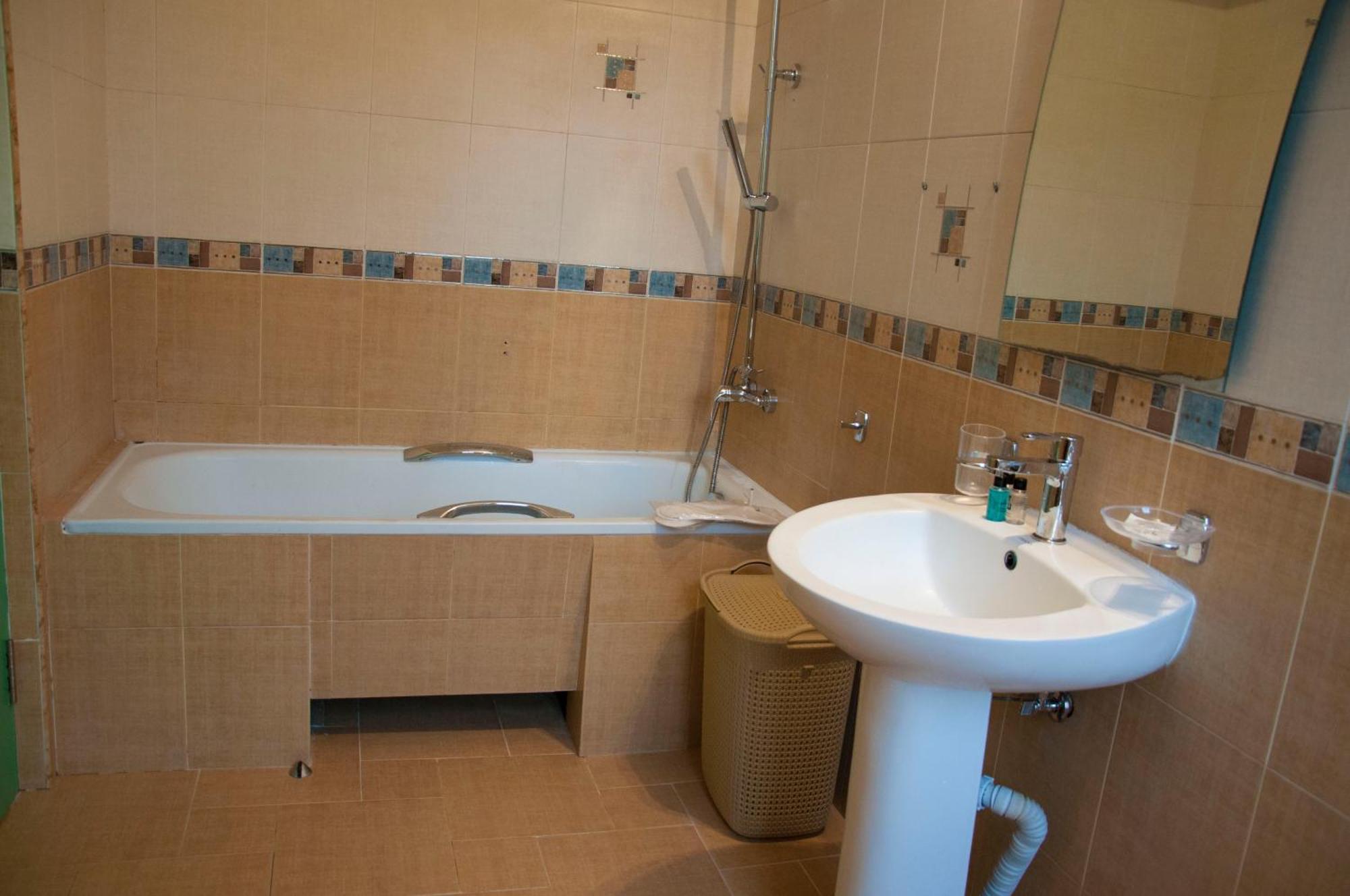 יירבאן X Hotel חדר תמונה